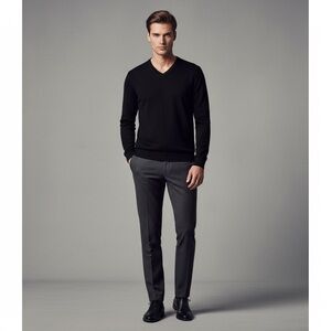 Gap Black V-Neck Sweater 100 percent merino wool size M